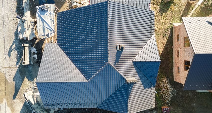 metal roofing techniques​